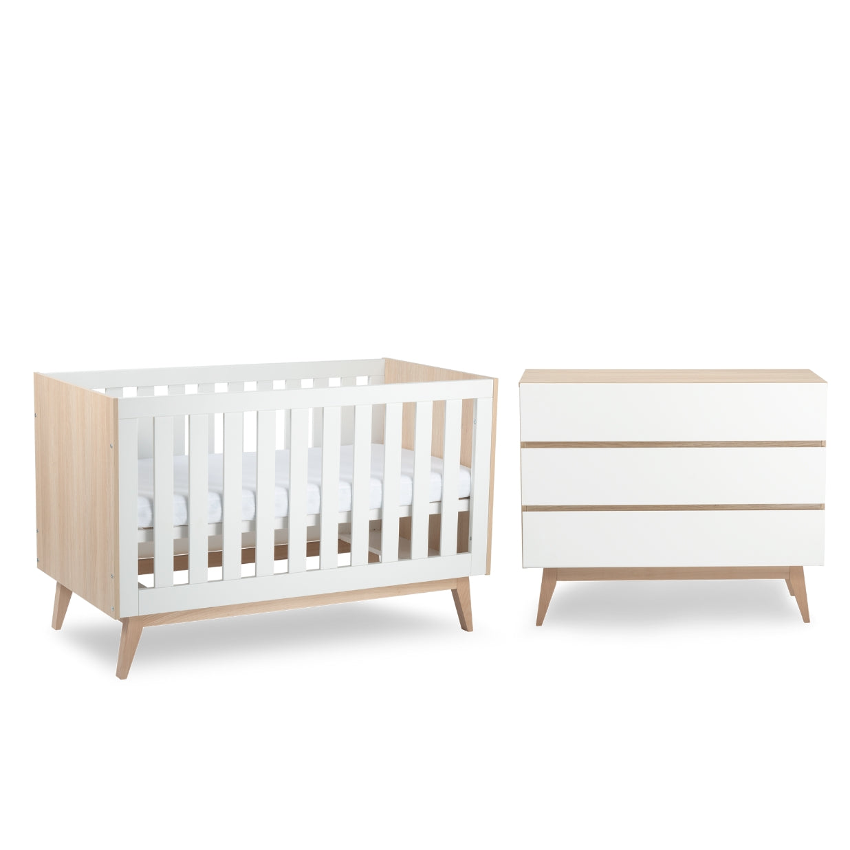 Tommi Cot & Chest Nursery Package - Oak/White