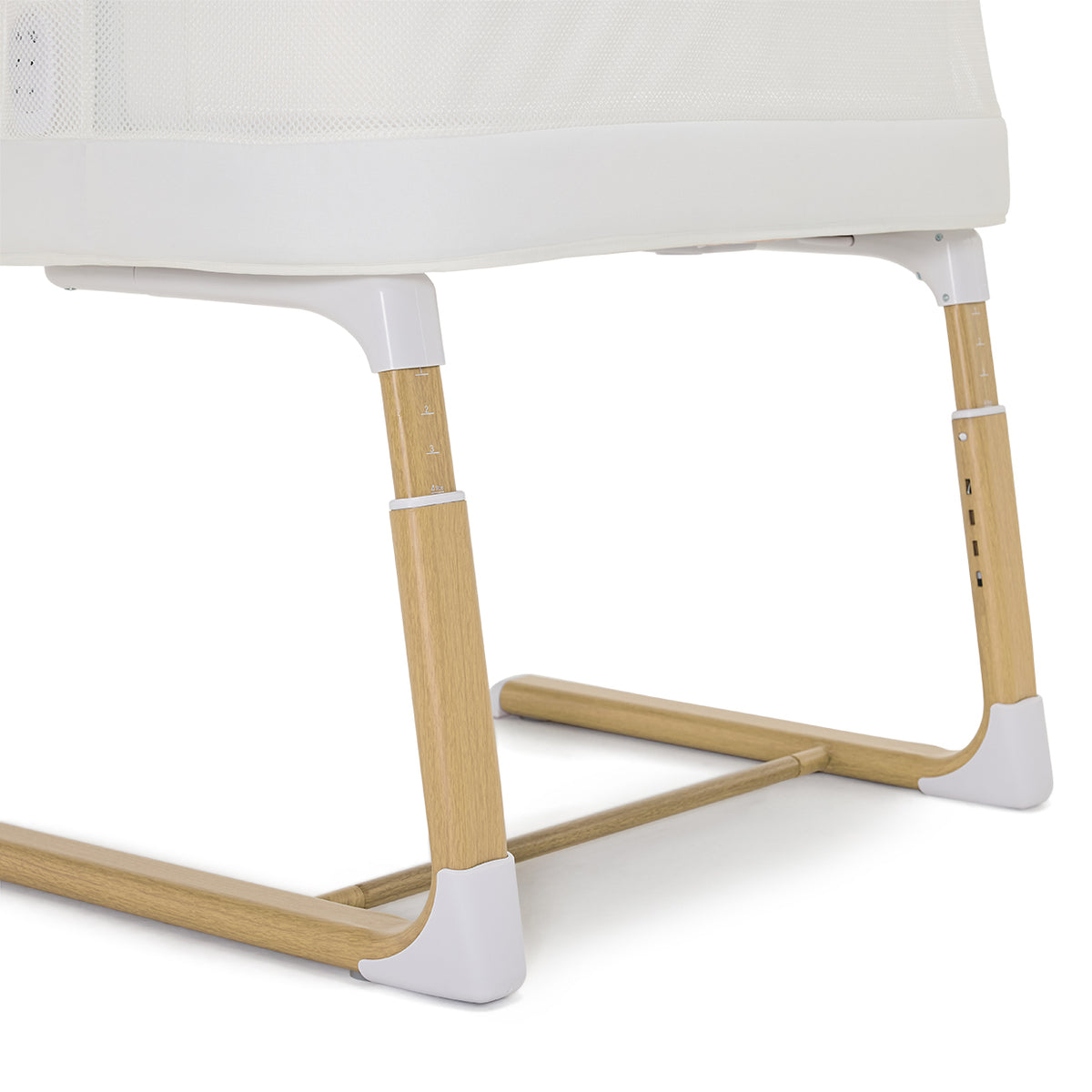 Swan Smart Electric Bassinet - White/Natural