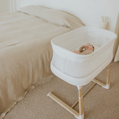 Swan Smart Bassinet